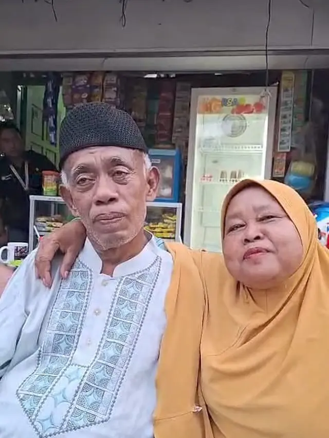 Kebahagiaan Istri Tua Pak Tarno Kembali Bersama Suami, Berkat Doa Miftah Maulana