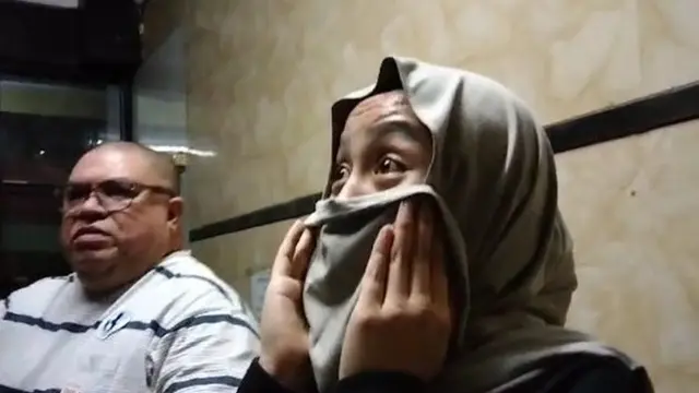 Polisi menanggapi pernyataan Razman Arif Nasution yang menyebutkan bahwa Lolly, putri Nikita Mirzani, merasa tidak nyaman berada di Rumah Sakit Polri Kramat Jati, Jakarta Timur.