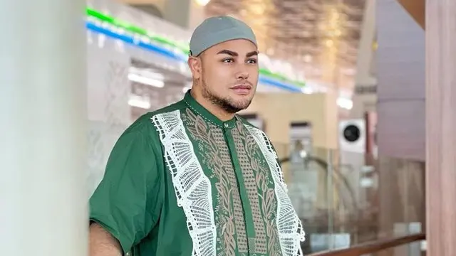 Pengalaman Pertama Ramadan Penuh di 2025, Ivan Gunawan Rasakan Kemenangan Saat Lebaran