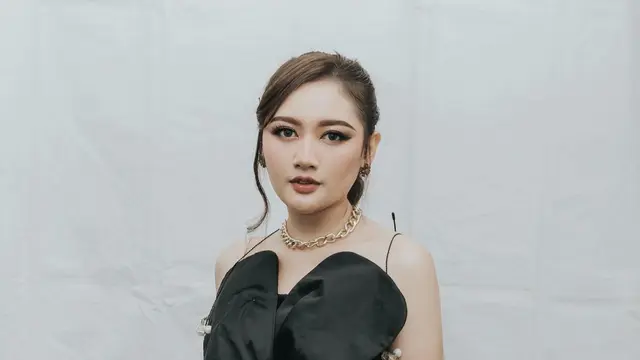 Meiska Rayakan Ulang Tahun ke-22 Bersama Keluarga dan Penggemar, Siap Luncurkan Single Baru