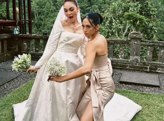 Pesan Haru Taskya Namya Usai Tangkap Buket Luna Maya: Max, Jaga Wanita Hebat Ini...